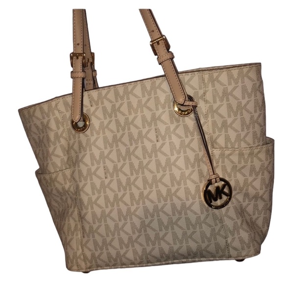 Michael Kors Handbags - Michael Kors Tote Bag